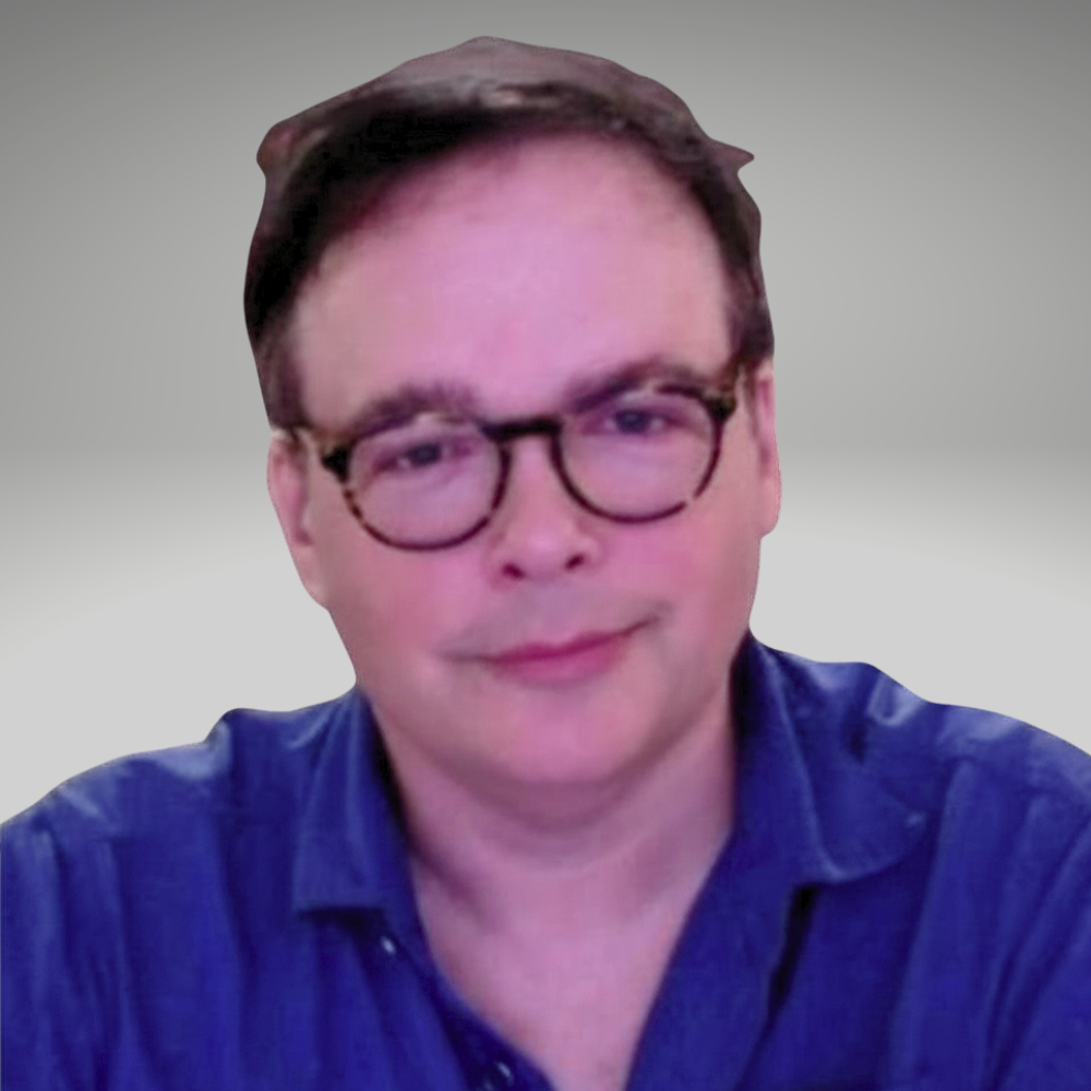 headshot of darren manelski