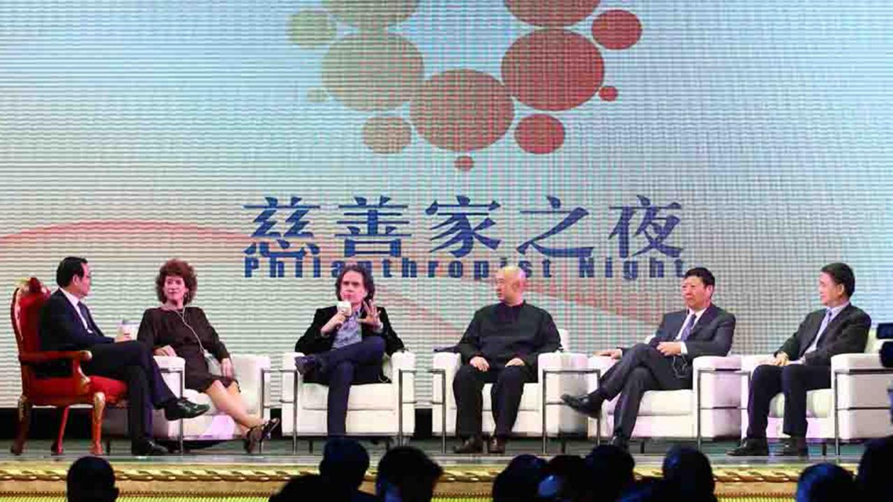 Peter Buffett speaks at the 2012 Philanthropy Night event in China