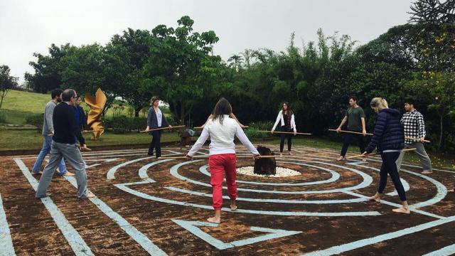 Outdoor bridging leadership exercise in Brazil