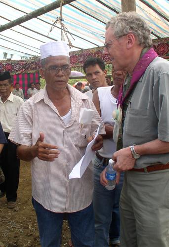 Event with members of Synergos staff and partners in the Philippines in 2001