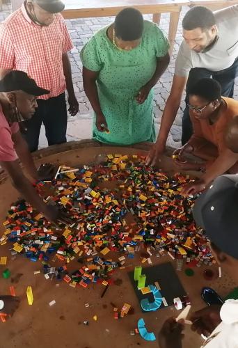 Systems modelling exercise with blocks in Makana, South Africa